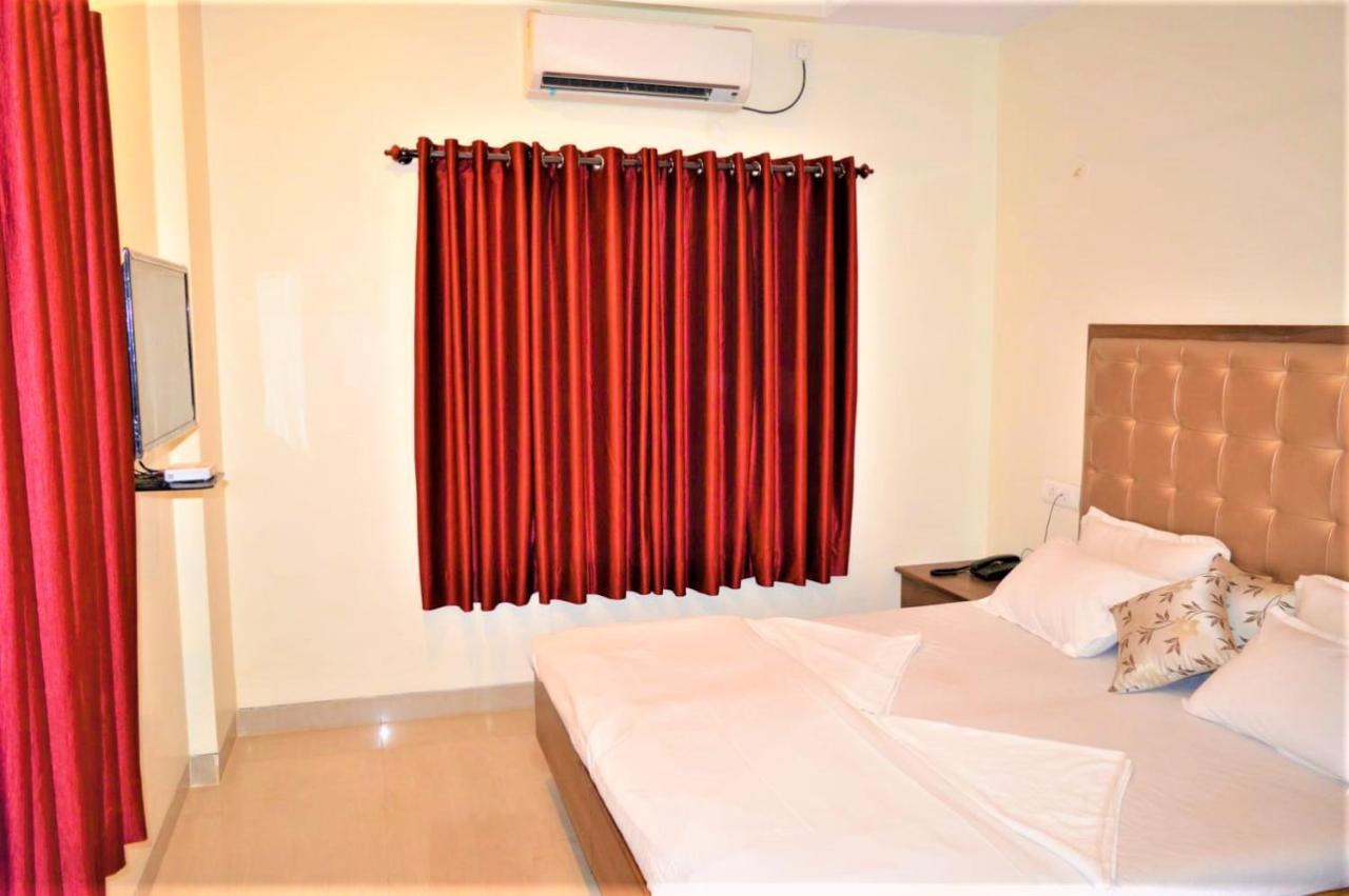 Hotel Visau,Shirdi Exterior photo